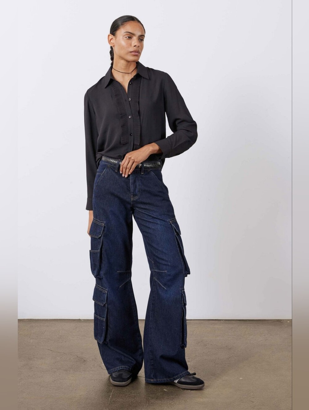 Wide Leg Cargo Jeans in Dark Indigo